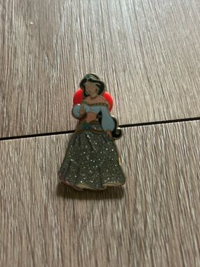 Disney Sparkly Jasmine Pin